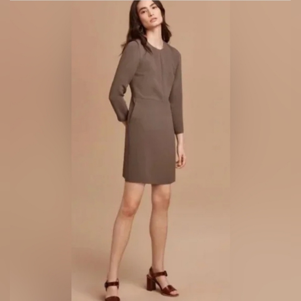 Aritzia Wilfred Taupe Vilard Dress in size 00